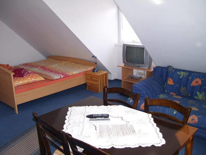Pension Elmenhorst Elmenhorst/Lichtenhagen Ngoại thất bức ảnh